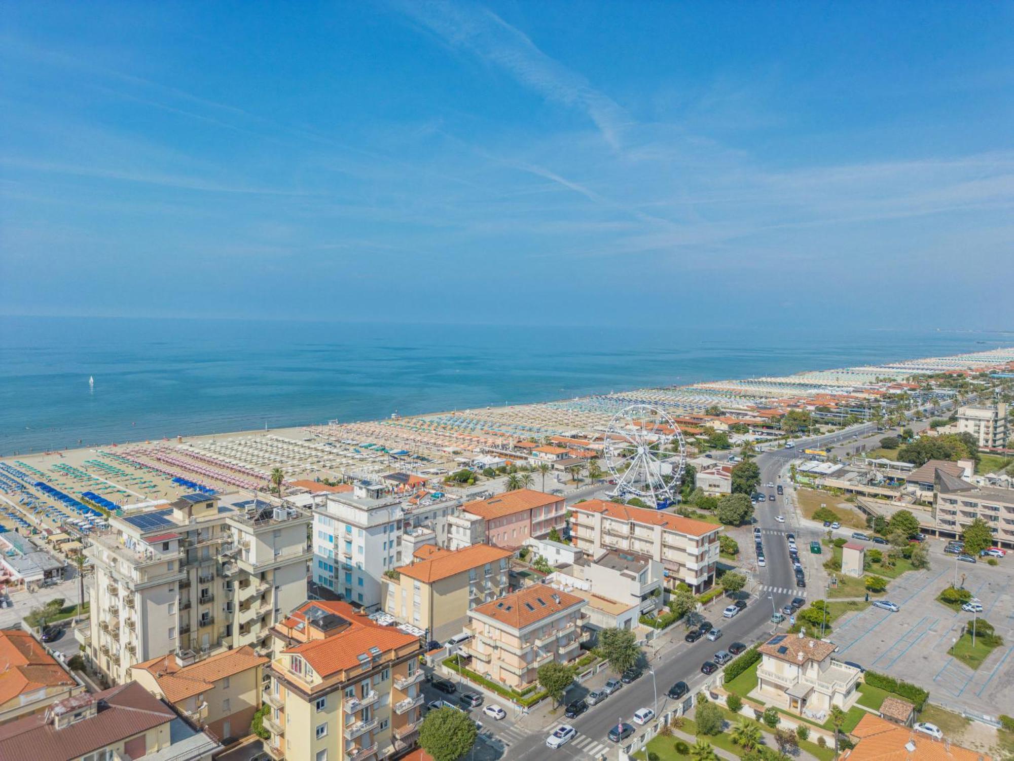 Apartment Dei Fiori By Interhome Lido di Camaiore Exterior foto